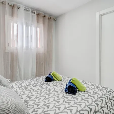 아파트 Harmony With Ocean View In Parque Royal 아데제